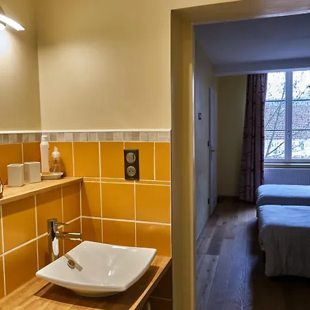 Bed & Breakfast L'hote De La Couronne